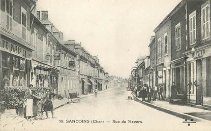 / CPA FRANCE 18 "Sancoins, rue de Nevers"