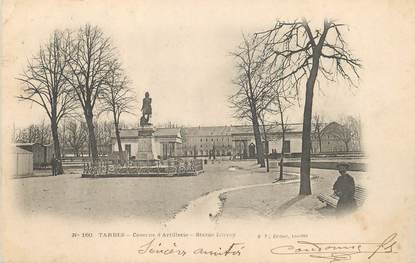 / CPA FRANCE 65 "Tarbes, caserne d'Artillerie, statue Larrey"