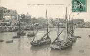 76 Seine Maritime / CPA FRANCE 76 "Le Tréport, le port à marée basse"