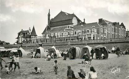 CPSM  FRANCE 14 "Cabourg, la plage"