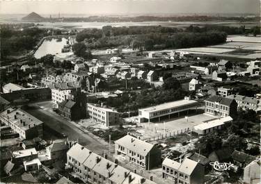 CPSM FRANCE 62 "Courrières, vue générale aérienne"