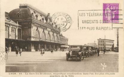 / CPA FRANCE 69 "Lyon, la gare des Brotteaux" / AUTOMOBILE / FLAMME