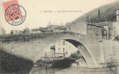 / CPA FRANCE 26 "Nyons, pont Romain"