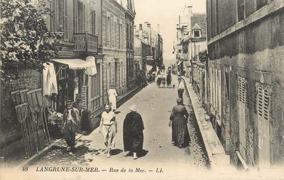 / CPA FRANCE 14  "Langrune sur Mer, rue de la Mer "