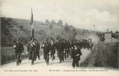 / CPA FRANCE 76 "Ry, inauguration des autobus"