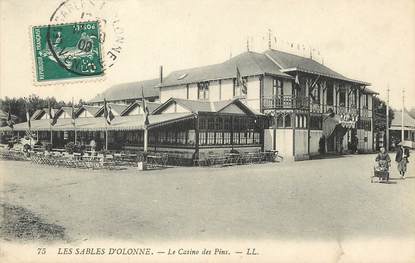 / CPA FRANCE 85 "Sables d'Olonne, le casino des Pins"