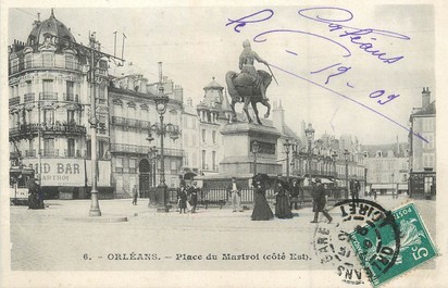 / CPA FRANCE 45 "Orléans, place du Martroi"