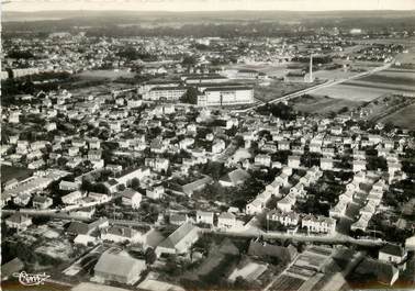 CPSM FRANCE 10 "Troyes, vue aérienne sur les Hauts Clos"