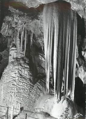 / CPSM FRANCE 65 "Bagnères de Bigorre, une grande coulée / GROTTE DE MEDOUS