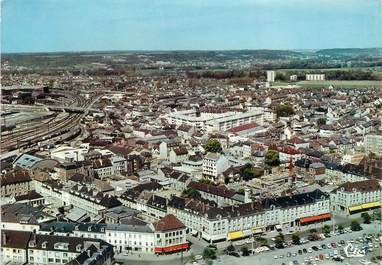 / CPSM FRANCE 60 "Creil, vue générale aérienne"