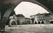 24 Dordogne / CPSM FRANCE 24 "Eymet, la place"