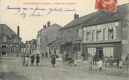 CPA FRANCE 45 "Varennes, Place de l'Eglise" / VOITURE A CHIEN