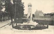 14 Calvado / CPA FRANCE 14 "Luc sur Mer, monument aux morts"