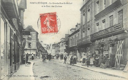 / CPA FRANCE 14 "Pont l'Evêque, la grande rue Saint Michel"