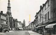 14 Calvado / CPSM FRANCE 14 "Orbec, rue Grande et chapelle de l'Hospice"