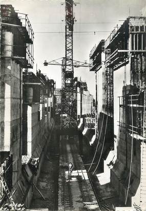 / CPSM FRANCE 68 "Chute de Fessenheim, écluses en construction"