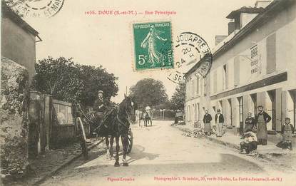 CPA FRANCE 77 "Doue, rue principale"