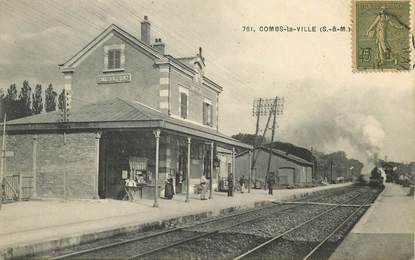 CPA FRANCE 77 "Combs la Ville, la gare" / TRAIN