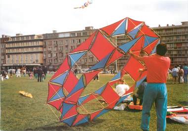 / CPSM FRANCE 76  "Dieppe, capitale du Cerf Volant"