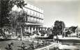 / CPSM FRANCE 01 "Divonne Les Bains, le casino et les jardins"