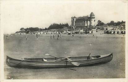 / CPSM FRANCE 44 "Saint Brévin l'Océan, la plage à marée basse"