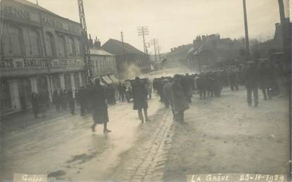 CARTE PHOTO FRANCE 02 "Guise, la Grève 1929"