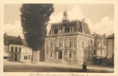 / CPA FRANCE 51 "Fère Champenoise, hôtel de ville"