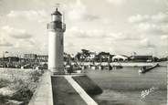 17 Charente Maritime / CPSM FRANCE 17 "Ile d'Oléron, le phare de la Cotinière"