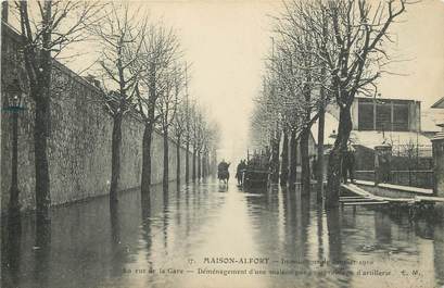 / CPA FRANCE 94 "Maison Alfort, la rue de la gare" / INONDATION / TEXTE