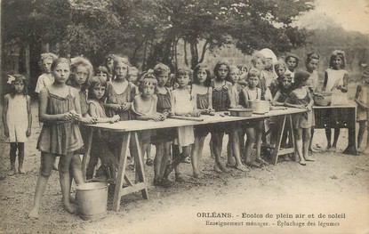 / CPA FRANCE 45 "Orléans, écoles de plein air et de soleil"