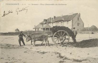 / CPA FRANCE 44 "Pornichet, une charretée de Goëmon"