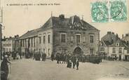 44 Loire Atlantique / CPA FRANCE 44 "Savenay, la place et la mairie"