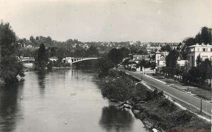 / CPSM FRANCE 94 "Saint Maur, le pont de Champigny"