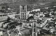 78 Yveline / CPSM FRANCE 78 "Mantes Gassicourt, la tour et la place Saint Maclou"