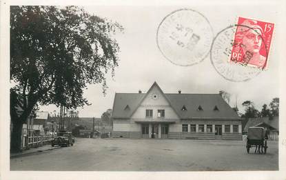 / CPSM FRANCE 76 "Saint Valéry en Caux, la gare"