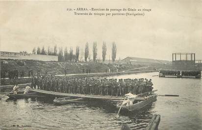 / CPA FRANCE 62 "Arras, exercices de pontage du Génie au rivage" MILITAIRE