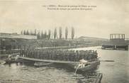 62 Pa De Calai / CPA FRANCE 62 "Arras, exercices de pontage du Génie au rivage" MILITAIRE