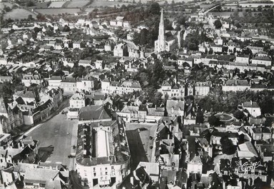 / CPSM FRANCE 53 "Château Gontier, la ville et l'église Saint Rémy"