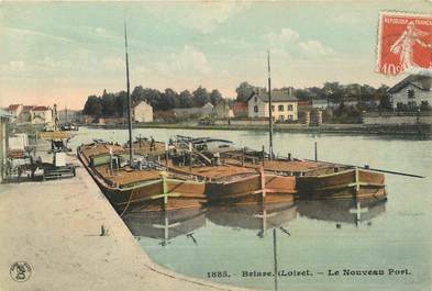 CPA FRANCE 45 "Briare" / BATELLERIE / PÉNICHE 