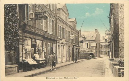 / CPA FRANCE 76 "Etretat, rue Alphonse Karr"