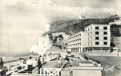 / CPSM FRANCE 76 "Etretat, la falaise d'Amont"