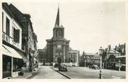 76 Seine Maritime / CPSM FRANCE 76 "Yvetot, place de l'église"