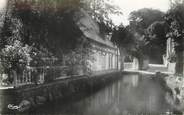 76 Seine Maritime / CPSM FRANCE 76 "Veules Les Roses, l'abreuvoir"