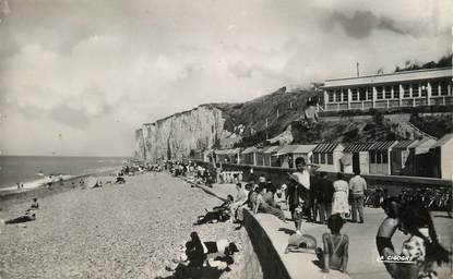 / CPSM FRANCE 76 "Veules Les Roses, la plage et le casino"