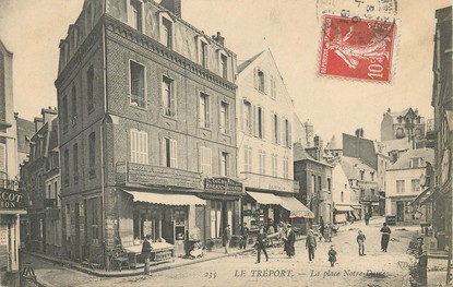 / CPA FRANCE 76 "Le Tréport, la place Notre Dame"