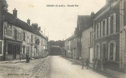 / CPA FRANCE 78 "Thoiry, grande rue"