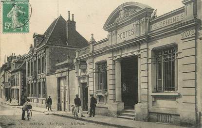 / CPA FRANCE 60 "Noyon, la poste"