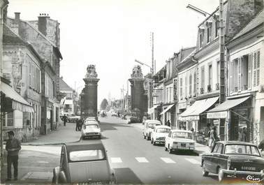 / CPSM FRANCE 60 "Crépy en Valois, porte de Paris"