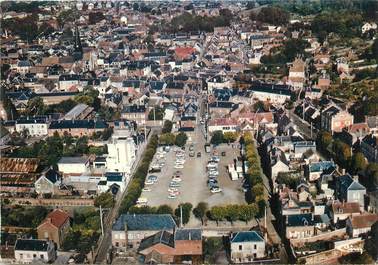 / CPSM FRANCE 60 "Meru, vue aérienne, place du jeu de Paume"