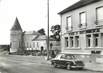 / CPSM FRANCE 60 "Trie Chateau, la place"